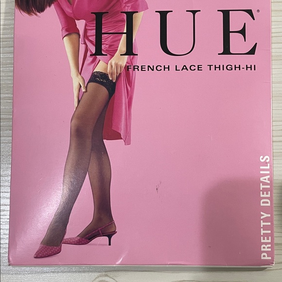 HUE Natural Lace Thigh-High Stockings - Picture 1 of 5